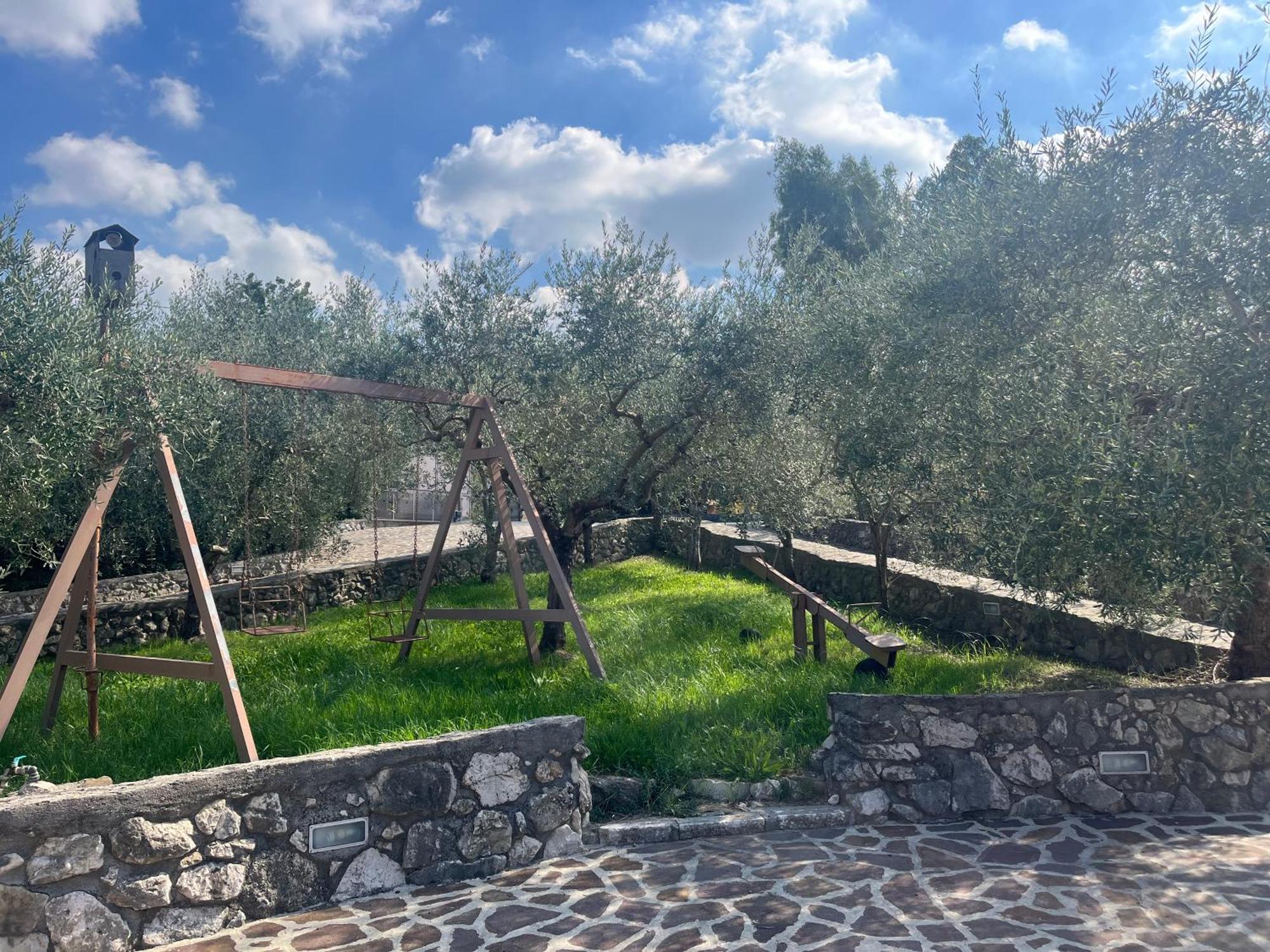 La Tenuta Del Barone SantʼAgata deʼ Goti Exteriör bild
